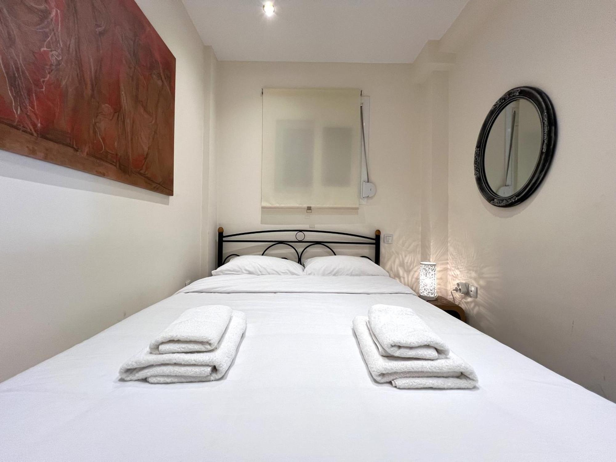 Historic Center Getaway 10'Walk To Acropolis Hill Apartment Athens Luaran gambar