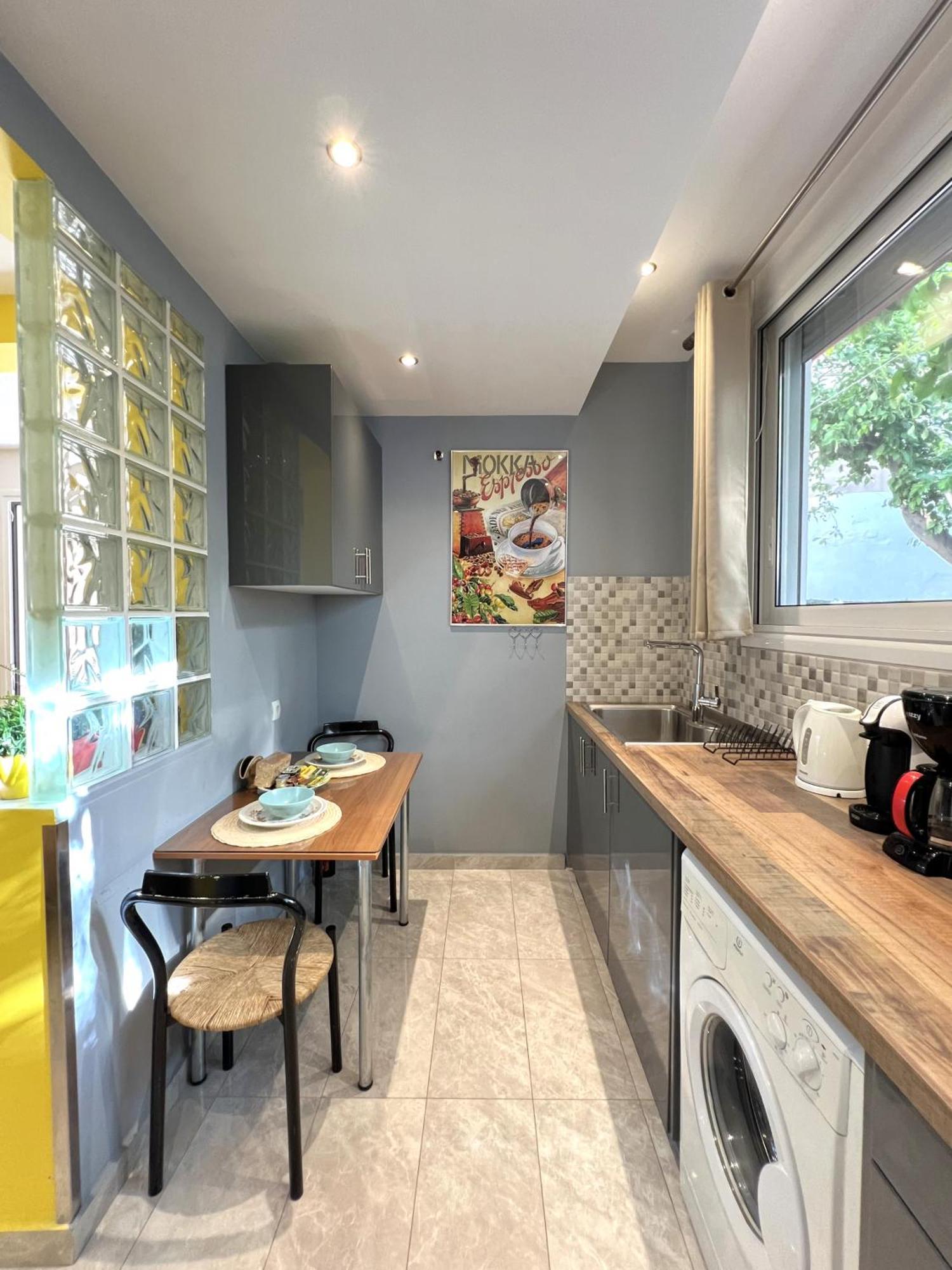 Historic Center Getaway 10'Walk To Acropolis Hill Apartment Athens Luaran gambar
